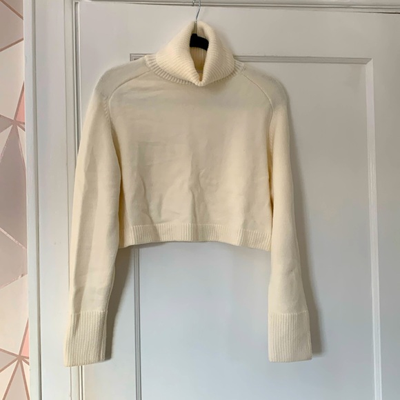 Zara Sweaters - Zara Cropped Knit Sweater Cream Pullover Turtleneck Long sleeve NWOT size Medium